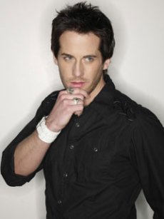 Niall Matter