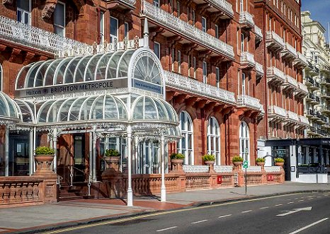 photograph showing the exterior of the Hilton Brighton Metropole Hotel, site of World Fantasy Convention 2025