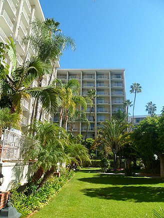 Convention hotel