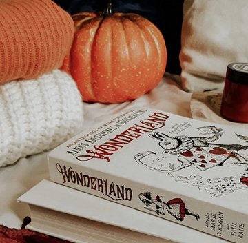 Wonderland, edited by Marie O'Regan and Paul Kane